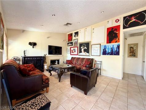 6752 Arroyo Avenue Las Vegas NV 89103