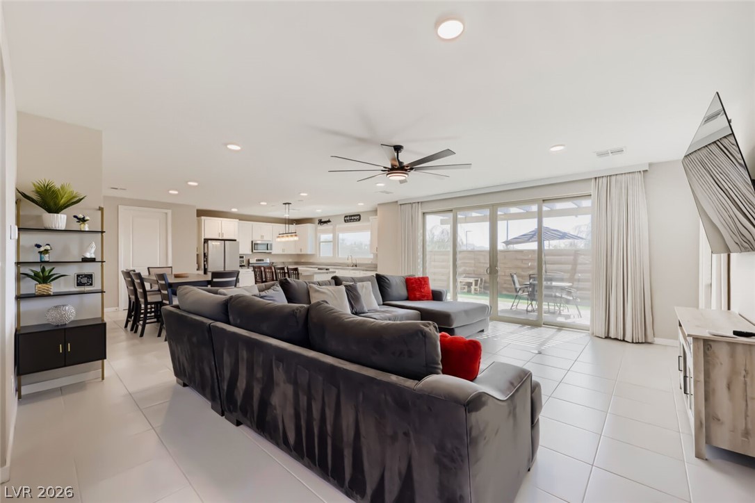 6840 Pacific Robin Street North Las Vegas NV 89084
