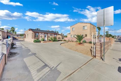 1843 North Bruce Street North Las Vegas NV 89030