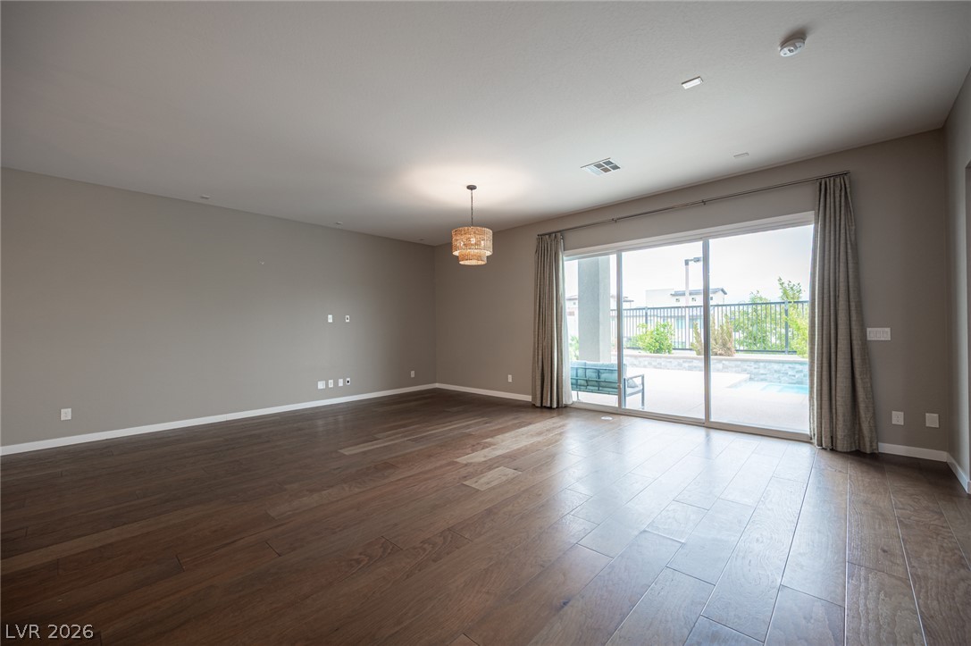 6214 Amber View Street Las Vegas NV 89135