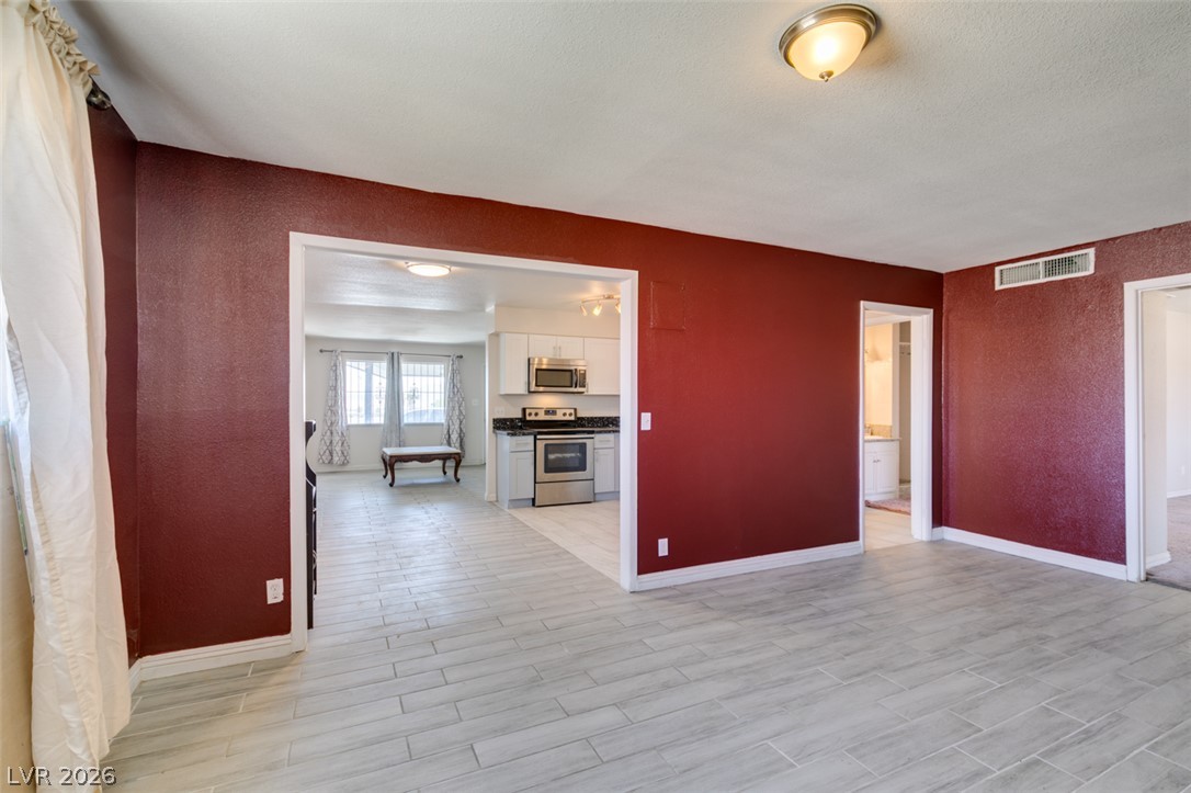 2737 Englestad Street North Las Vegas NV 89030