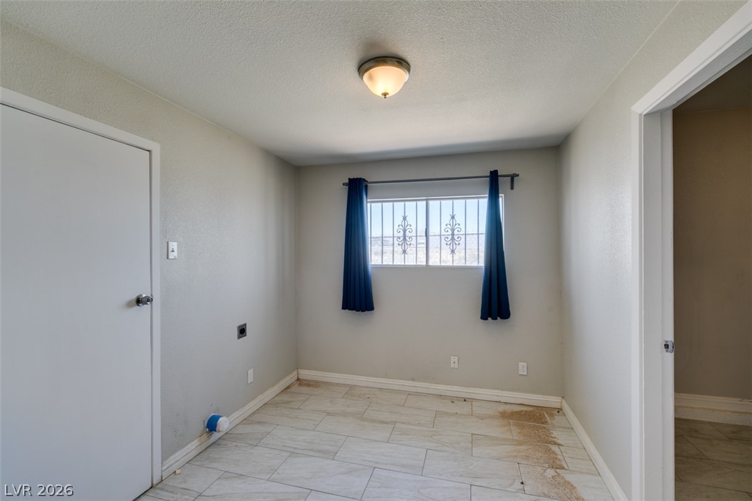 2737 Englestad Street North Las Vegas NV 89030