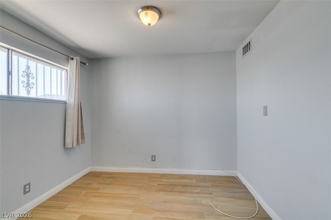 2737 Englestad Street North Las Vegas NV 89030