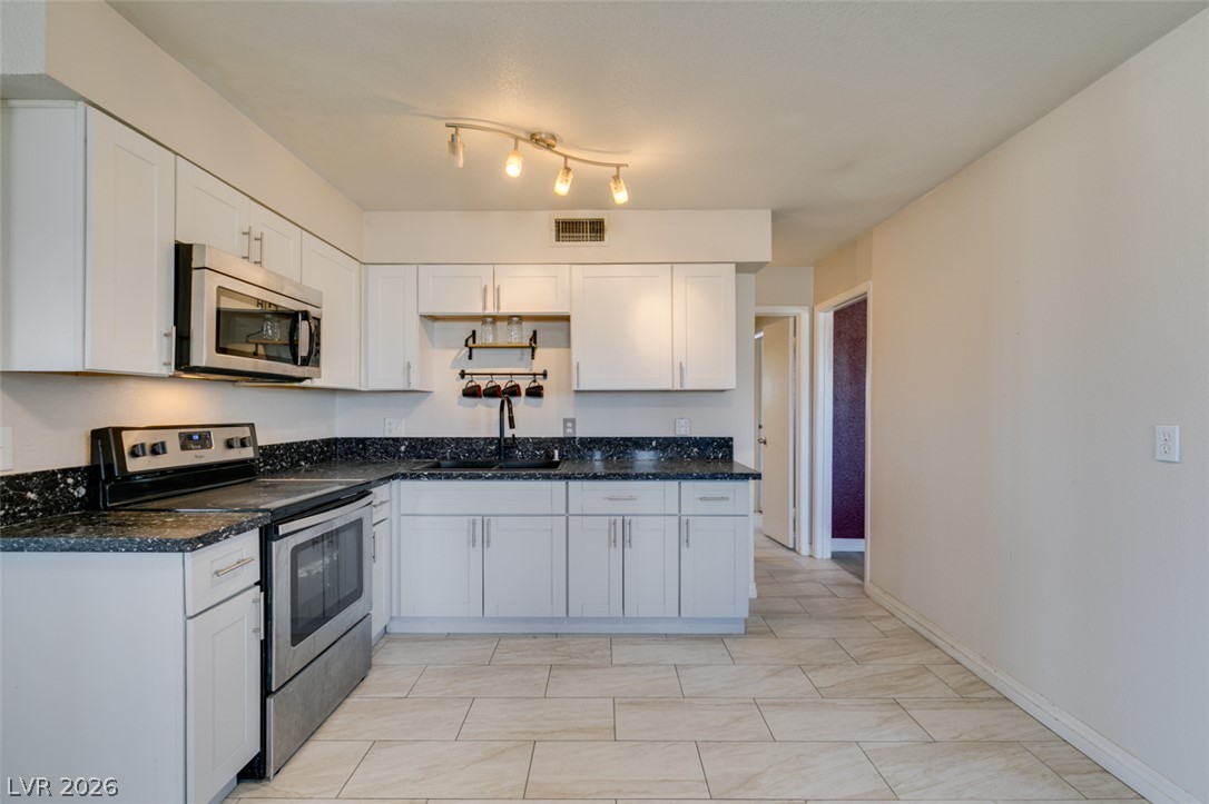 2737 Englestad Street North Las Vegas NV 89030