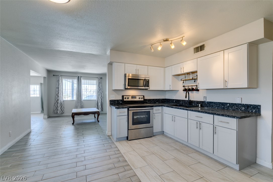 2737 Englestad Street North Las Vegas NV 89030