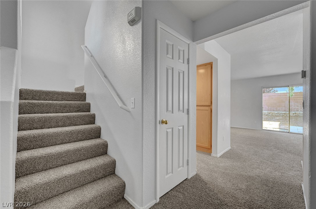 9821 Peseo Cresta Avenue Las Vegas NV 89117