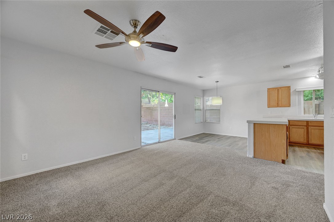 9821 Peseo Cresta Avenue Las Vegas NV 89117