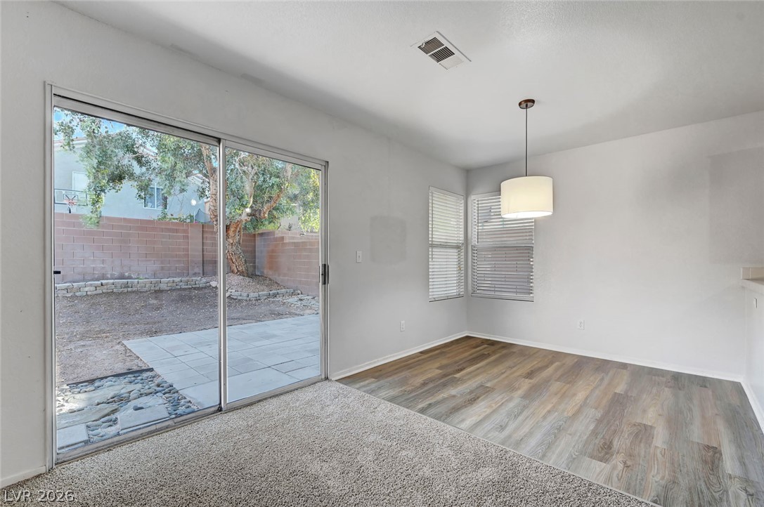 9821 Peseo Cresta Avenue Las Vegas NV 89117