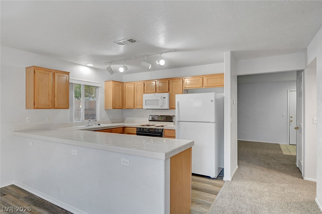9821 Peseo Cresta Avenue Las Vegas NV 89117