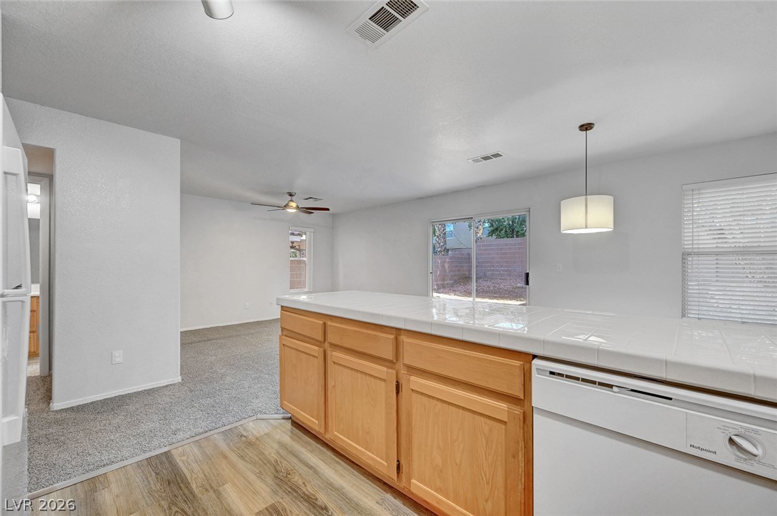 9821 Peseo Cresta Avenue Las Vegas NV 89117