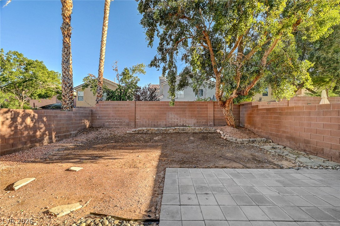 9821 Peseo Cresta Avenue Las Vegas NV 89117