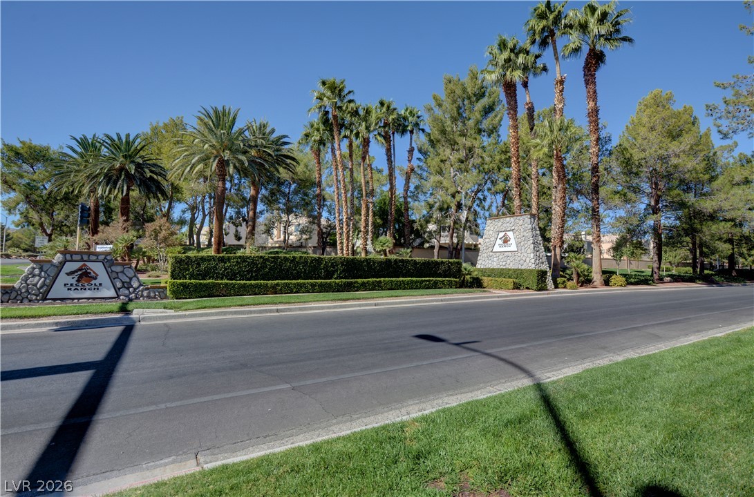 9821 Peseo Cresta Avenue Las Vegas NV 89117