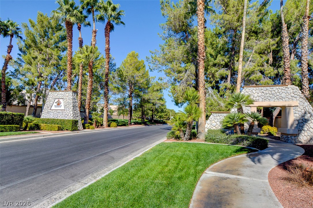 9821 Peseo Cresta Avenue Las Vegas NV 89117