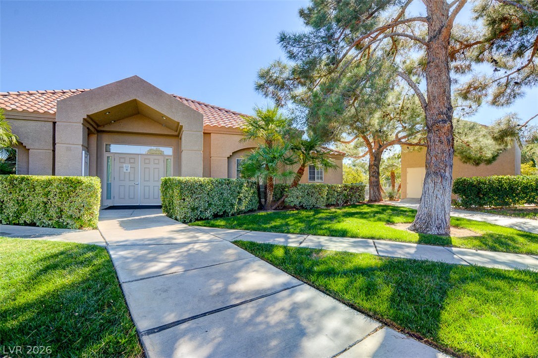 9821 Peseo Cresta Avenue Las Vegas NV 89117