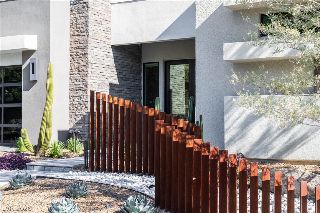 62 Grey Feather Drive Las Vegas NV 89135