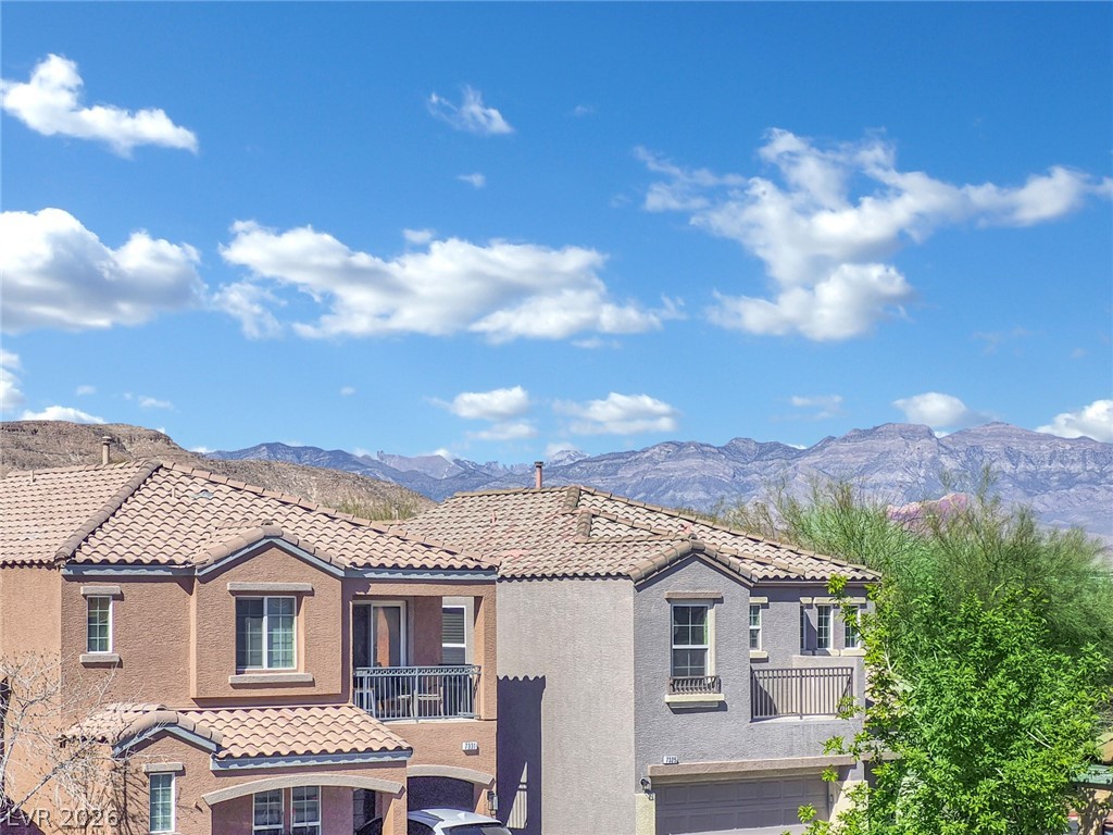 9177 Hilverson Avenue Las Vegas NV 89148