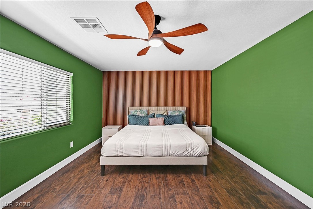 10140 Iron Wood Peak Avenue Las Vegas NV 89166