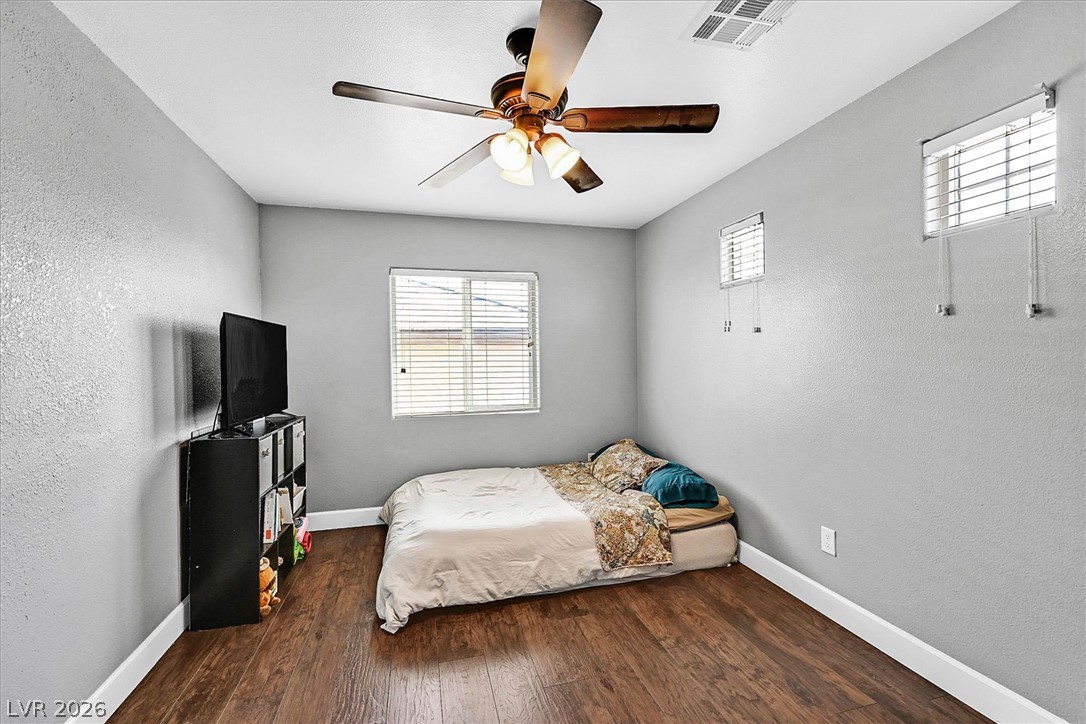 10140 Iron Wood Peak Avenue Las Vegas NV 89166