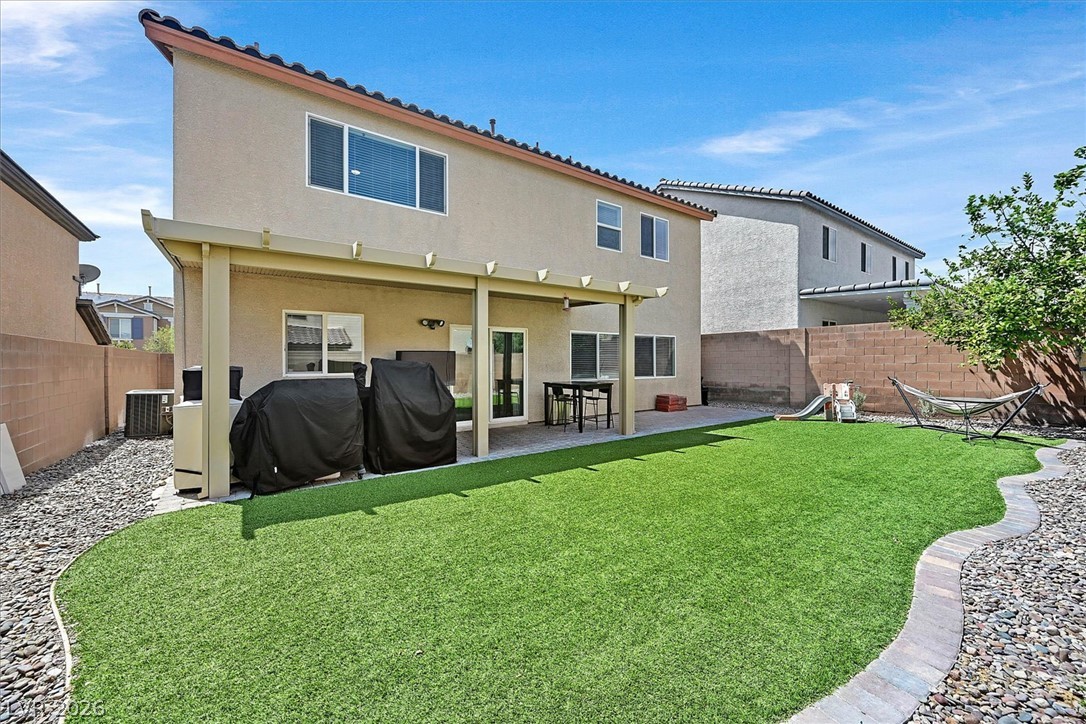 10140 Iron Wood Peak Avenue Las Vegas NV 89166
