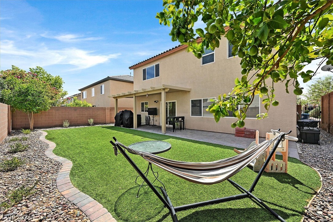 10140 Iron Wood Peak Avenue Las Vegas NV 89166