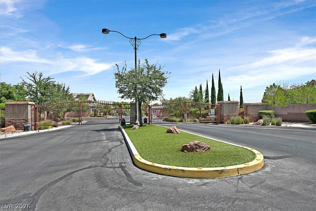 10140 Iron Wood Peak Avenue Las Vegas NV 89166