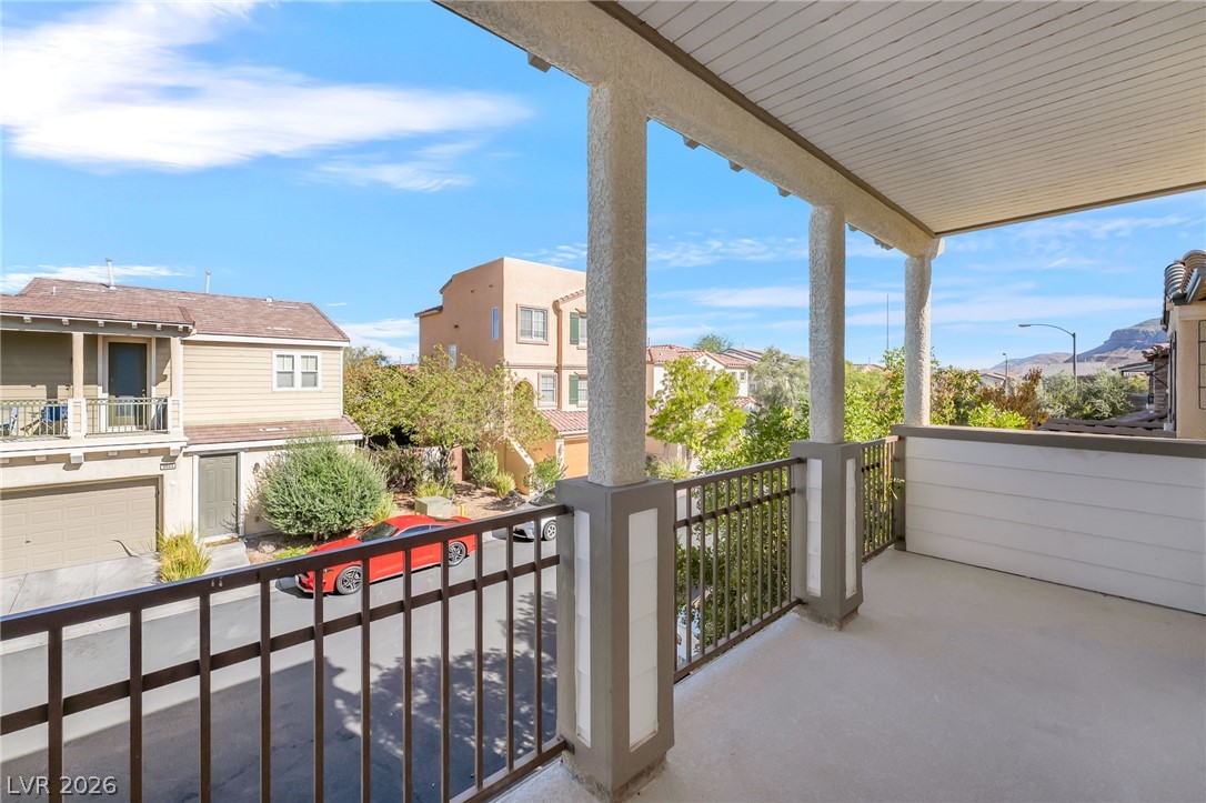 9845 Iris Valley Street Las Vegas NV 89178