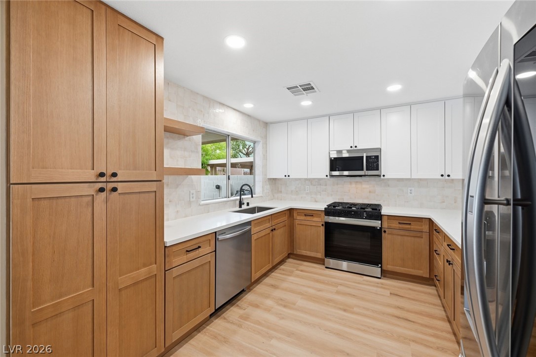 3929 Marble Mountain Street Las Vegas NV 89129