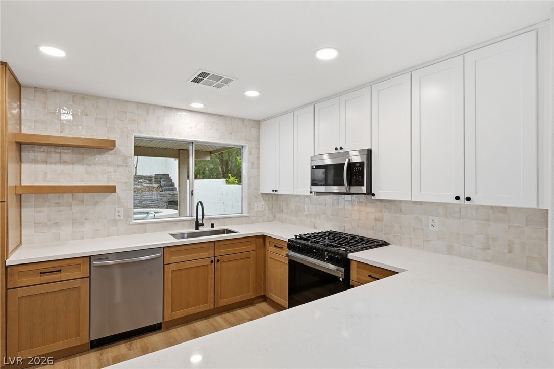 3929 Marble Mountain Street Las Vegas NV 89129