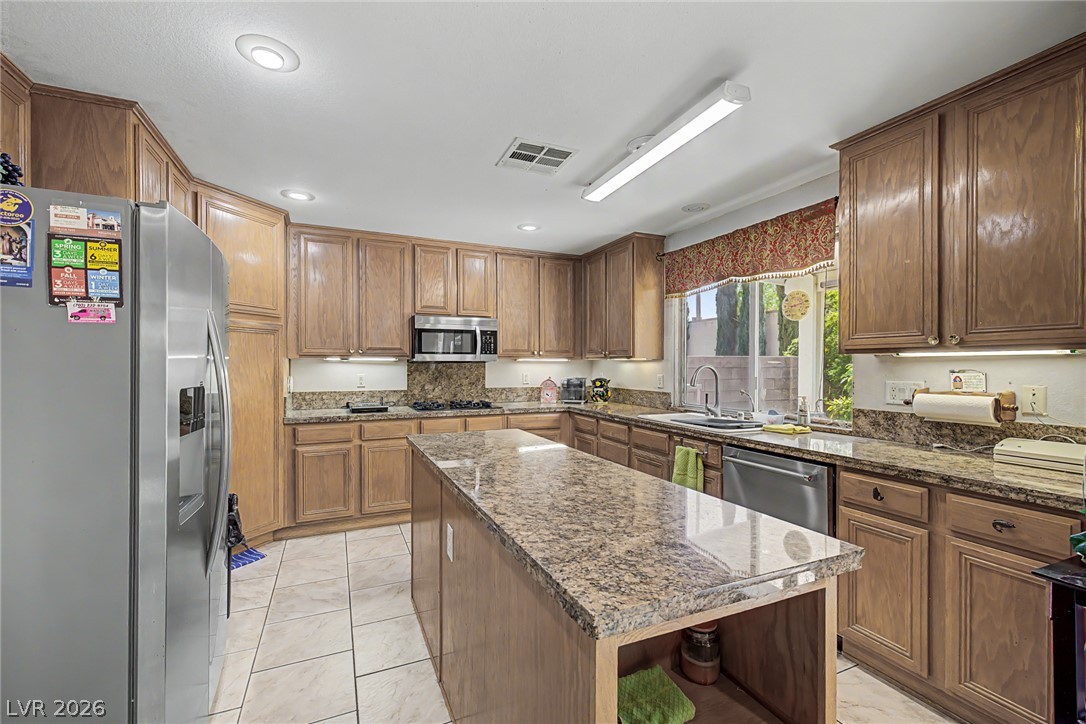 425 Emerald Heights Street Las Vegas NV 89144