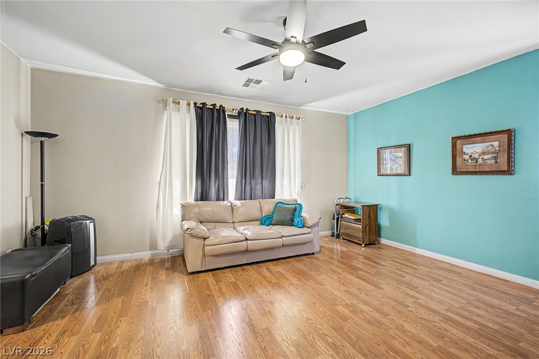 425 Emerald Heights Street Las Vegas NV 89144