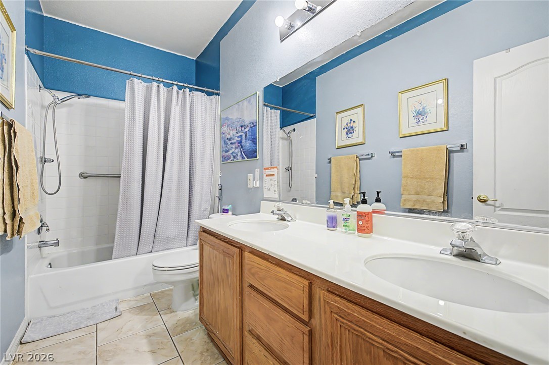 425 Emerald Heights Street Las Vegas NV 89144