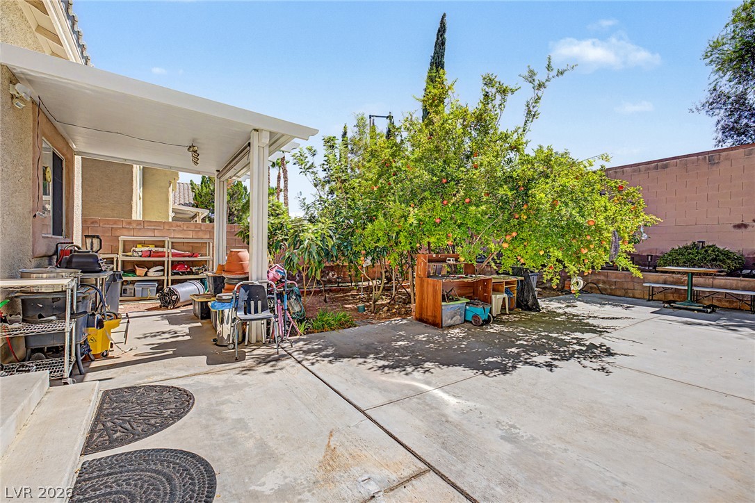 425 Emerald Heights Street Las Vegas NV 89144