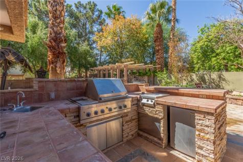 6815 Trinity Court Las Vegas NV 89146