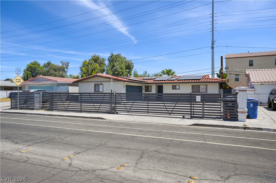 213 Shadow Lane Las Vegas NV 89106