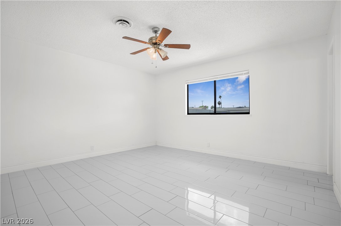 213 Shadow Lane Las Vegas NV 89106