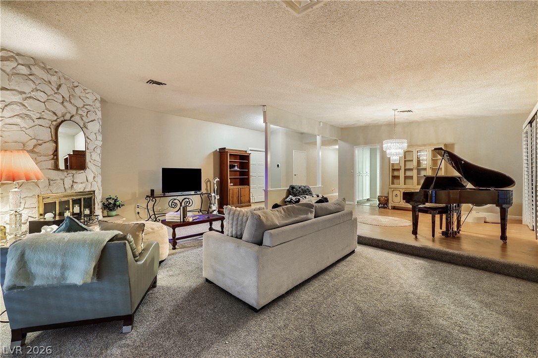2200 Plaza Del Puerto Las Vegas NV 89102