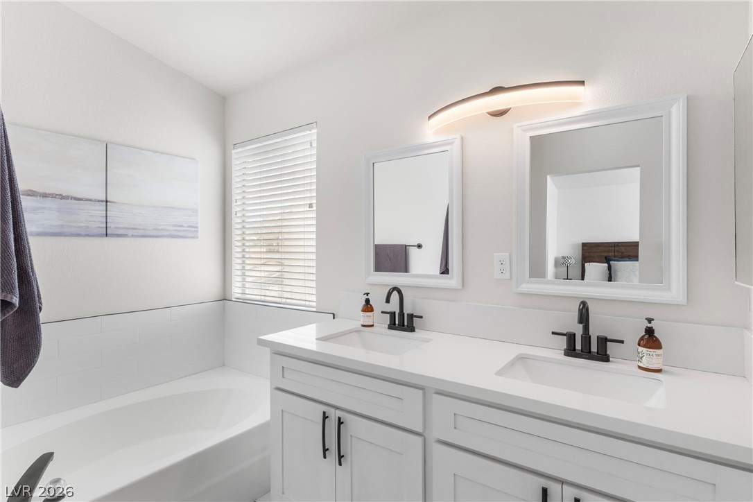 2416 Goldenmoon Street Las Vegas NV 89108