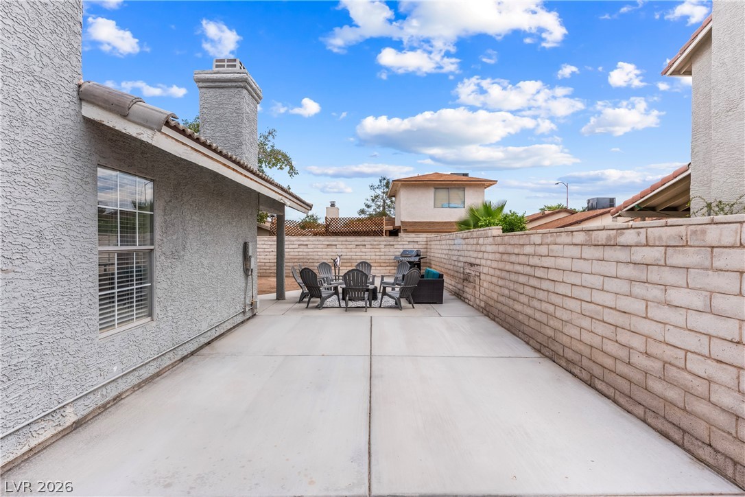 2416 Goldenmoon Street Las Vegas NV 89108
