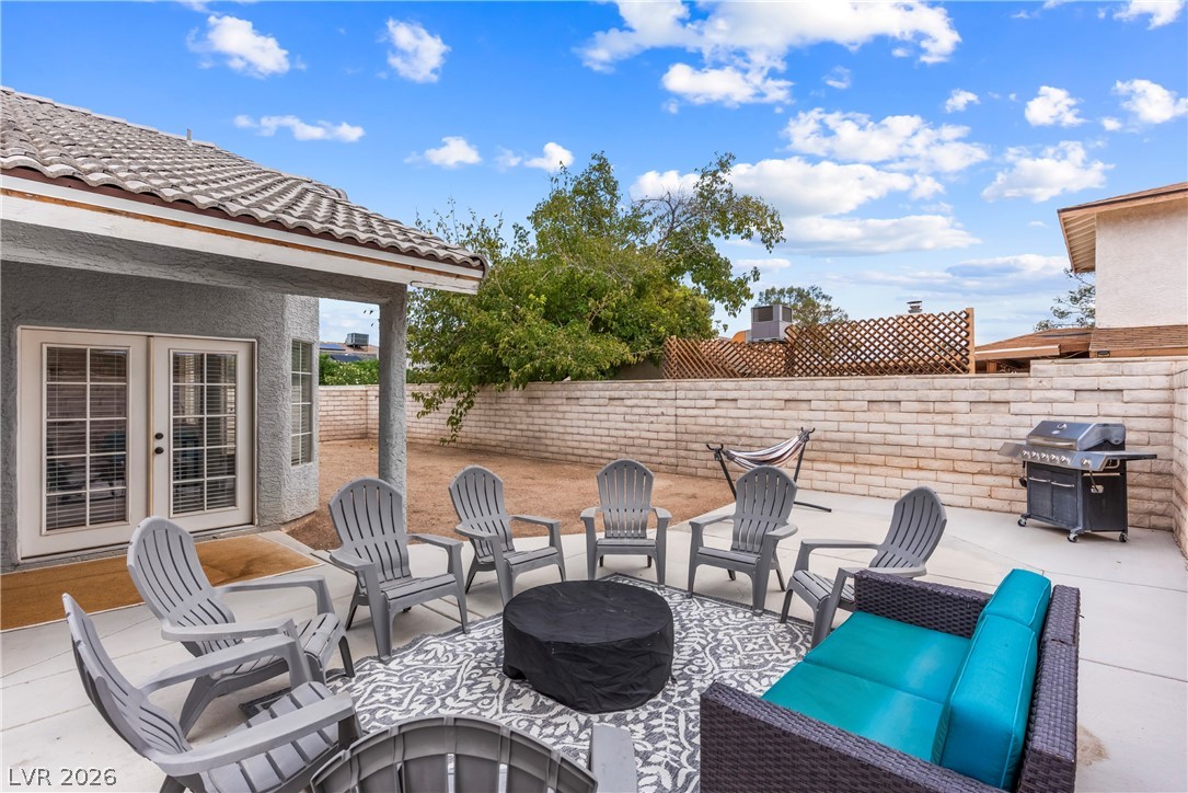 2416 Goldenmoon Street Las Vegas NV 89108