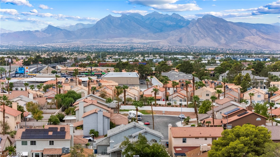 2416 Goldenmoon Street Las Vegas NV 89108