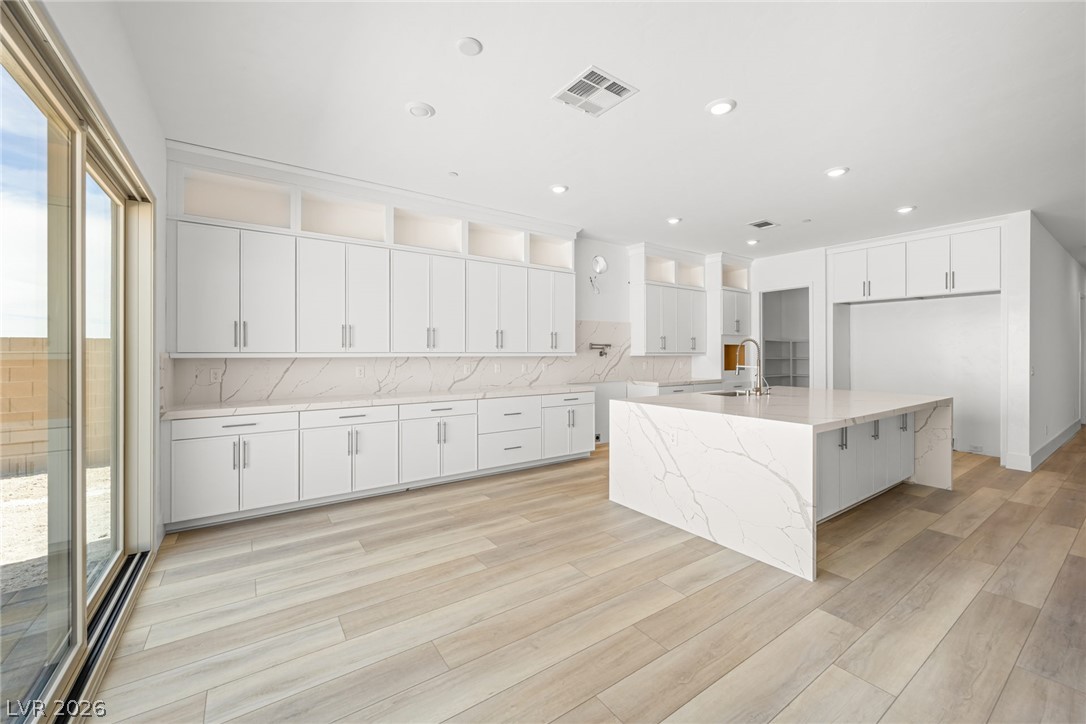 12428 Breezy Bluff Avenue Las Vegas NV 89138