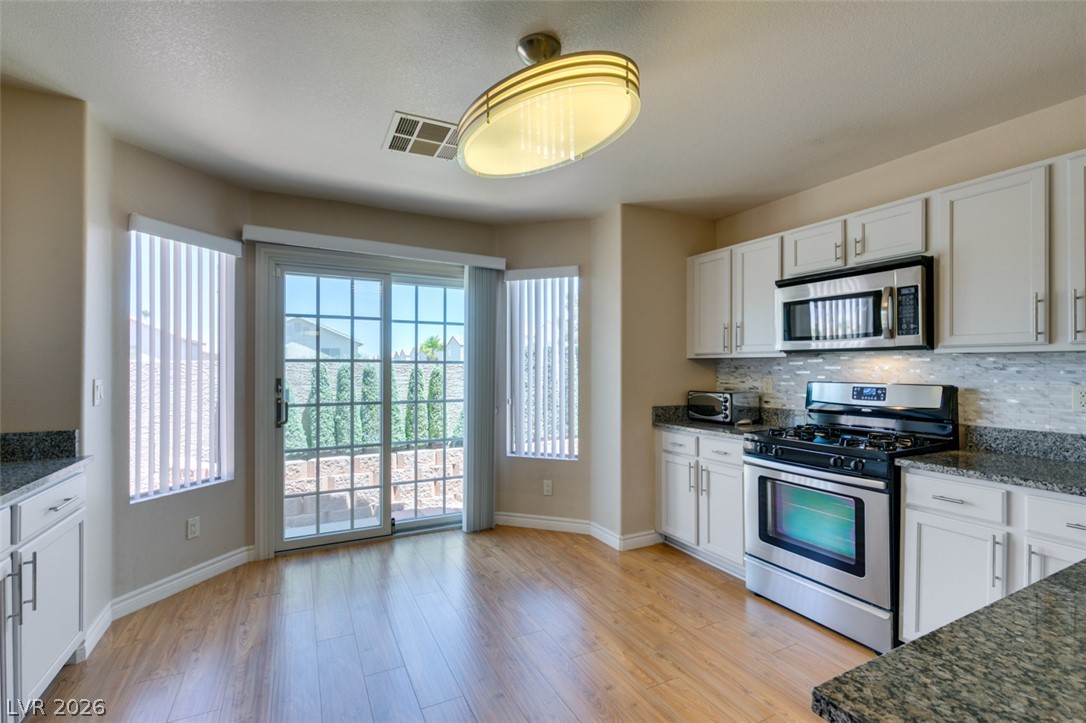 1094 Ashwood Bay Avenue Las Vegas NV 89183