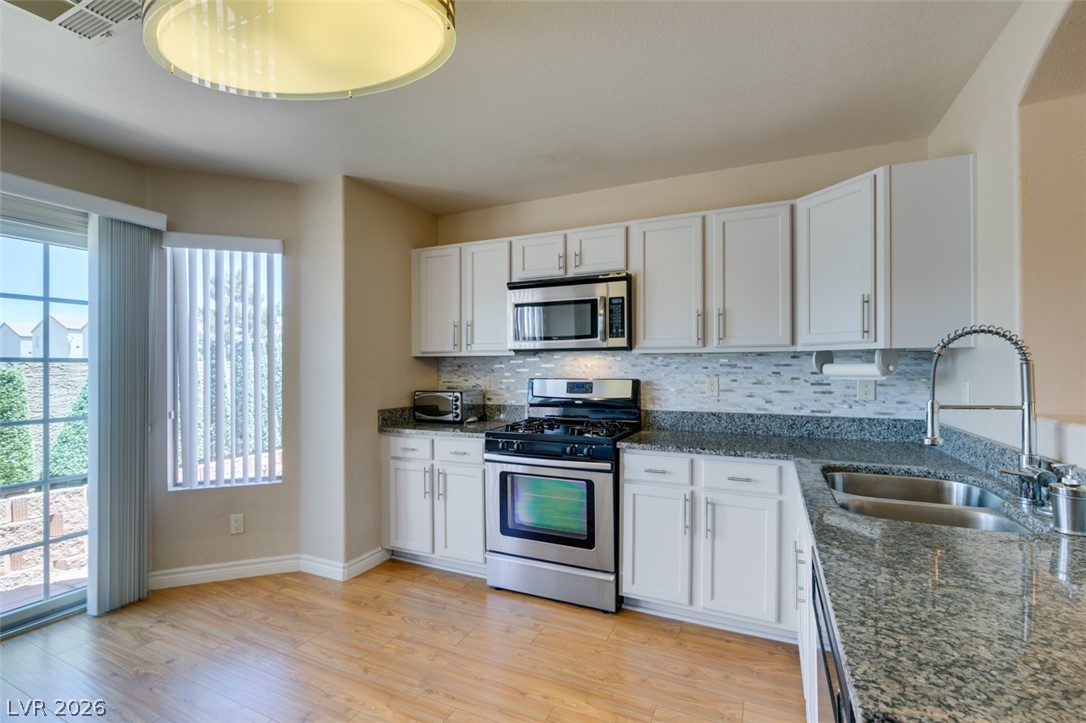 1094 Ashwood Bay Avenue Las Vegas NV 89183
