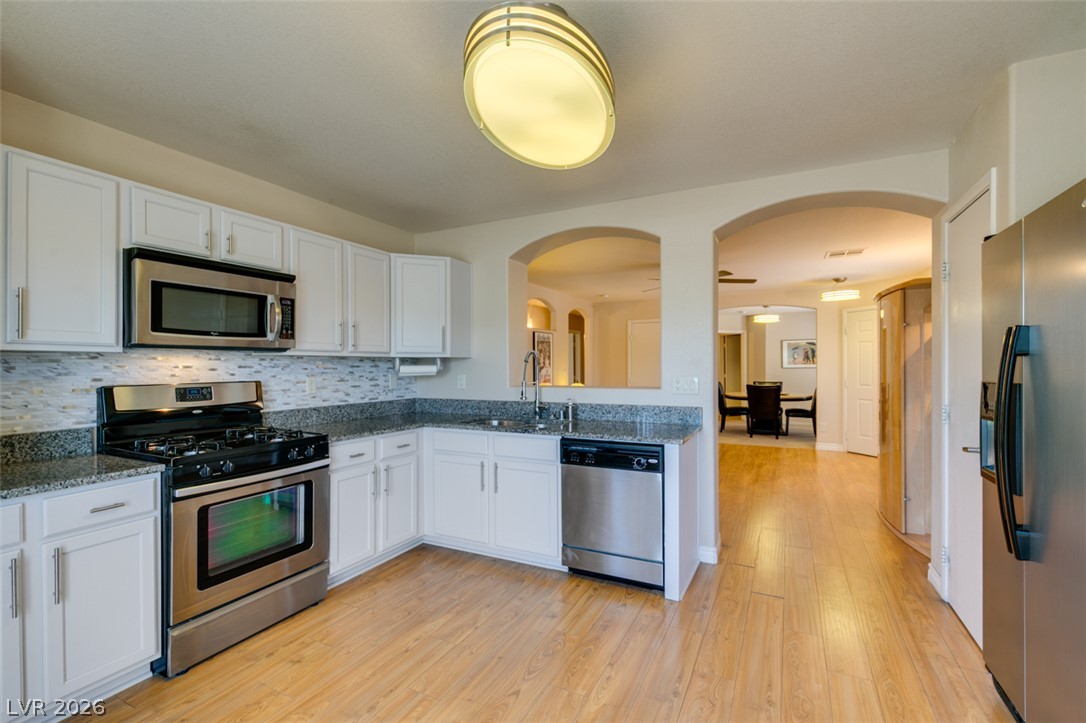 1094 Ashwood Bay Avenue Las Vegas NV 89183