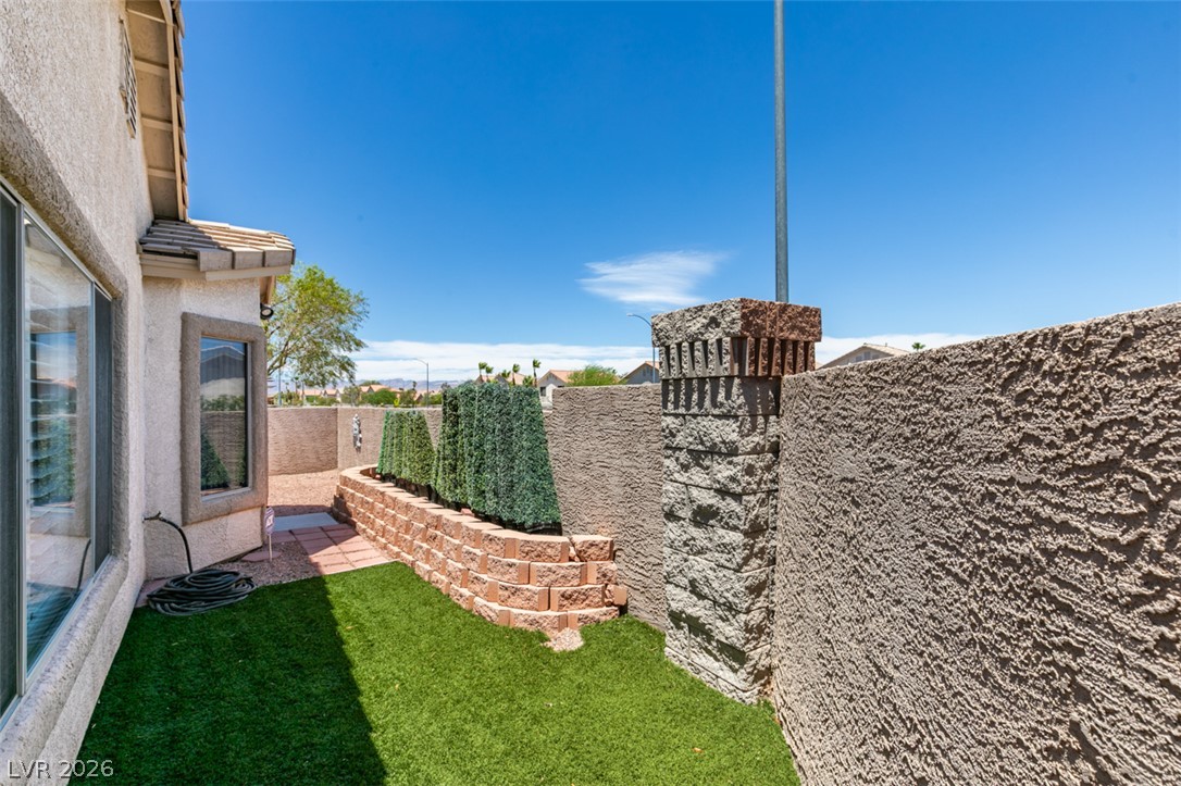 1094 Ashwood Bay Avenue Las Vegas NV 89183