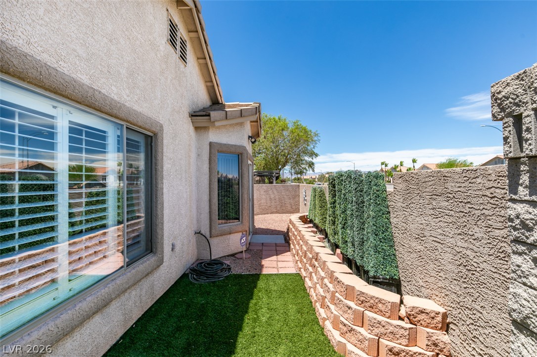 1094 Ashwood Bay Avenue Las Vegas NV 89183