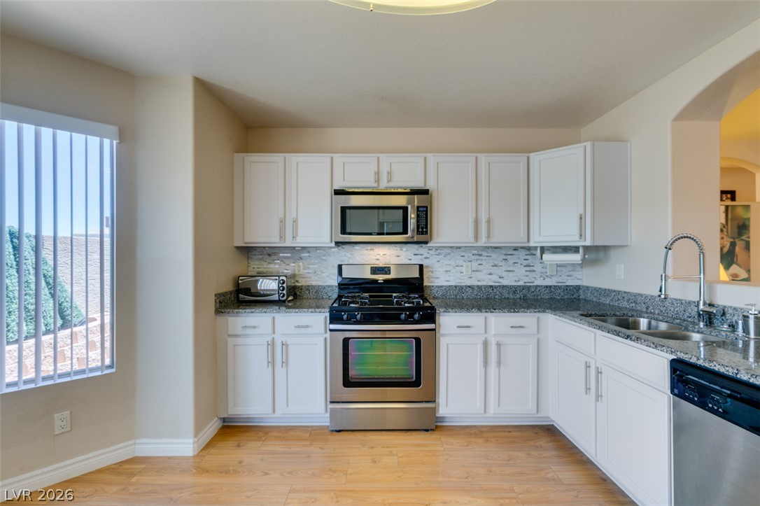1094 Ashwood Bay Avenue Las Vegas NV 89183