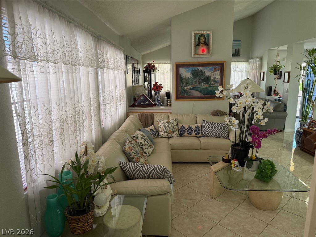 3074 Spokane Drive Las Vegas NV 89121