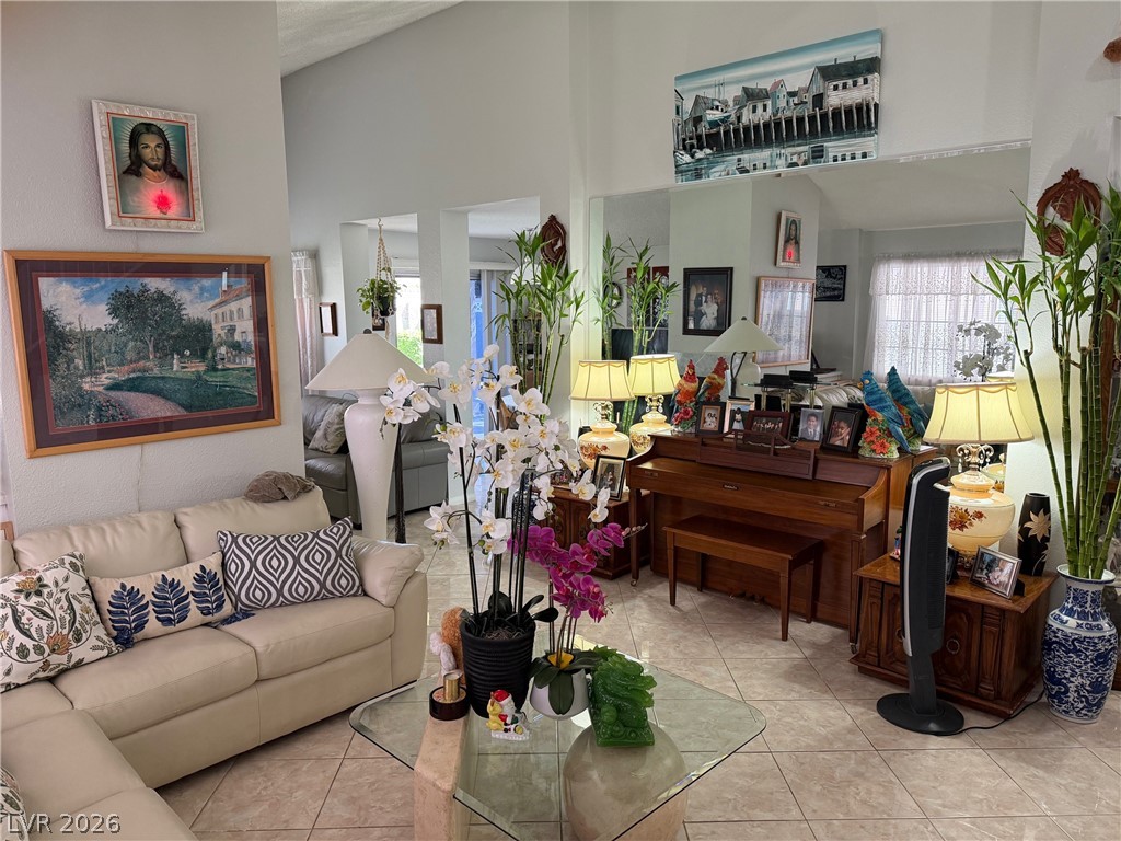 3074 Spokane Drive Las Vegas NV 89121