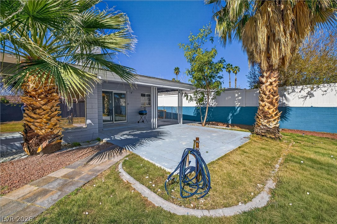 1605 5th Place Las Vegas NV 89104